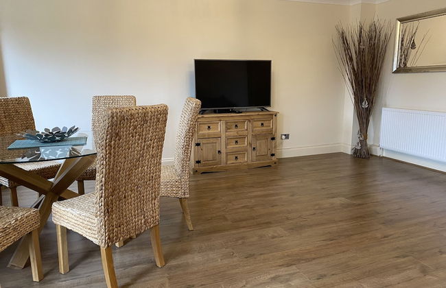 Waterfront House In The Heart Of St Neots - Photo 70
