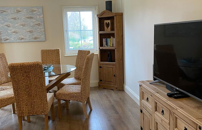 Waterfront House In The Heart Of St Neots - Photo 60