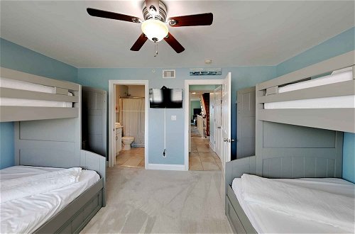 Foto 16 - The Dory by Southern Vacation Rentals