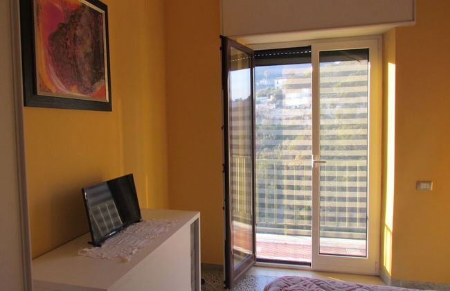 Wonderful Amalfi Coast Apartment Overlooking the sea With Free Wifi and Parking - Foto 5