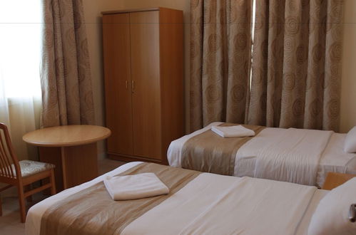 Photo 3 - Esra Hotel Apartments