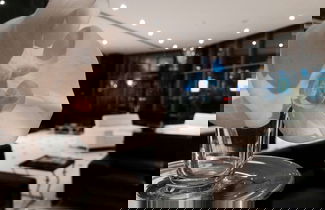 Photo 5 - Tulip hotel And Suites