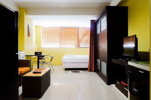 Photo 17 - Comfy Studio at High Point Serviced Apartment