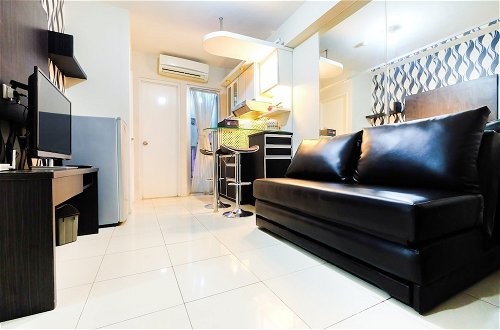 Photo 32 - Monochrome Style 2 Bedrooms at Kalibata City Apartment By Travelio