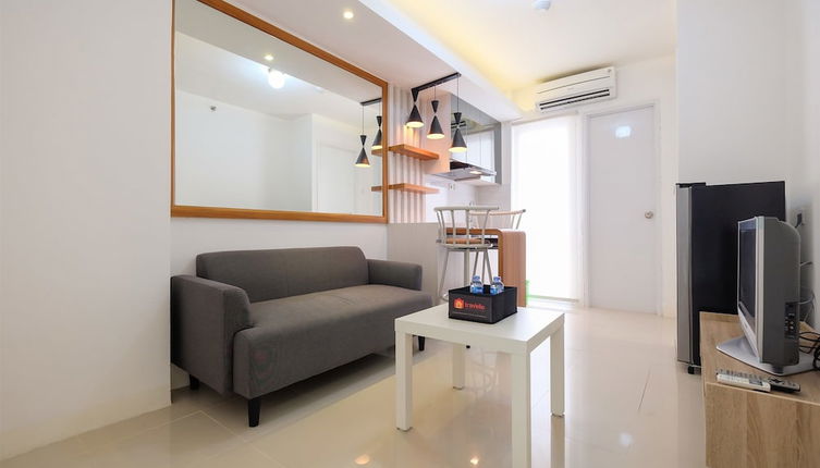 Photo 1 - Compact Bassura City Apartment near Jatinegara