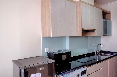 Photo 12 - New Furnished Studio Menteng Park Apartment