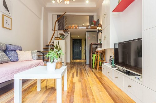 Foto 6 - Cozy Apartment Best Location 115