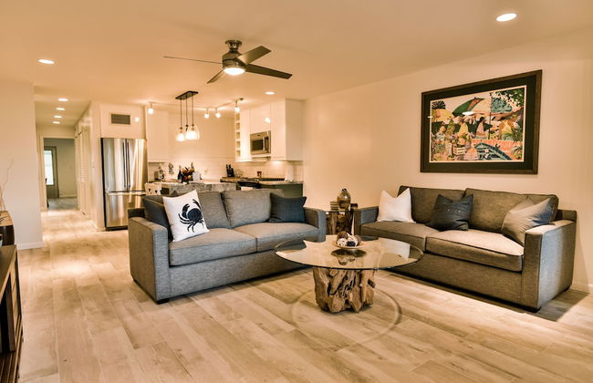 Beachfront Villas at Crystal Cove - Photo 17