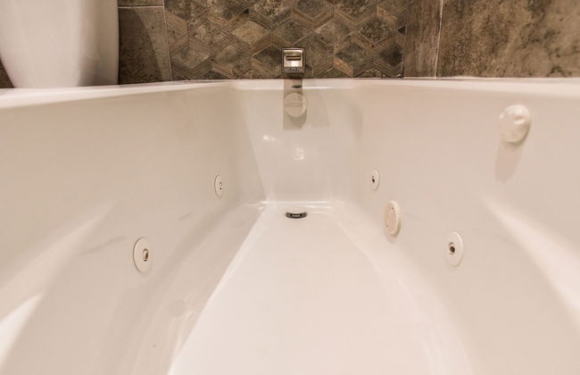 Beachfront Villas at Crystal Cove - Photo 29