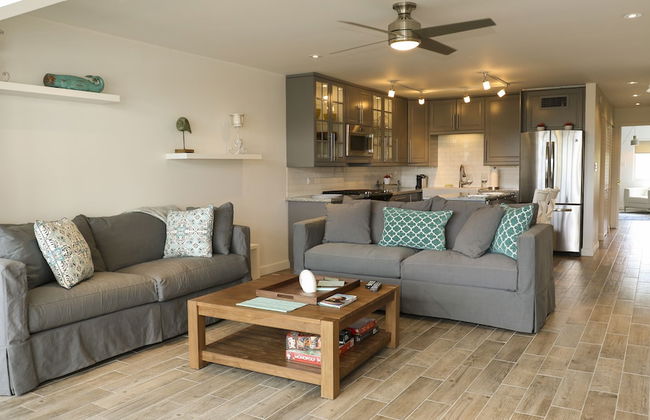 Beachfront Villas at Crystal Cove - Photo 19