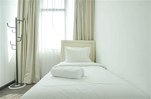 Foto 9 - Nice and Elegant 2BR Apartment at Veranda Residence Puri
