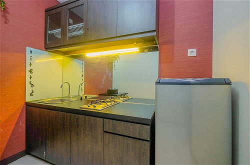 Foto 15 - Best Price Modern Studio Apartment at Nifarro Park