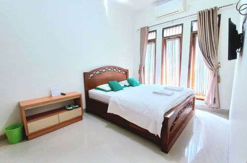 Photo 3 - Simply Homy Guest House Unit Gejayan