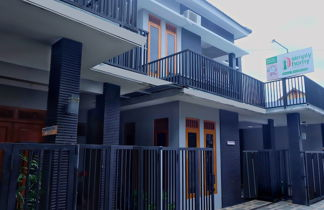 Photo 1 - Simply Homy Guest House Unit Gejayan