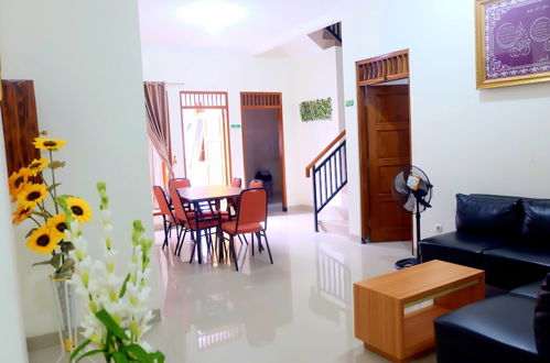 Photo 12 - Simply Homy Guest House Unit Gejayan