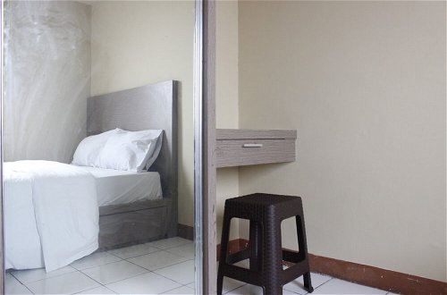 Photo 3 - Minimalist 3BR Gateway Cicadas Ahmad Yani Apartment