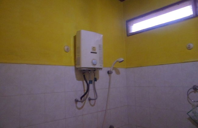 Villa Kota Bunga Seruni - Foto 57