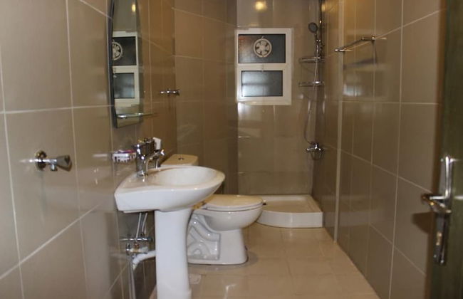 Al Amoria Furnished Apartments 3 - Foto 23