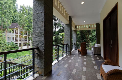 Photo 18 - Plataran Puncak Villas