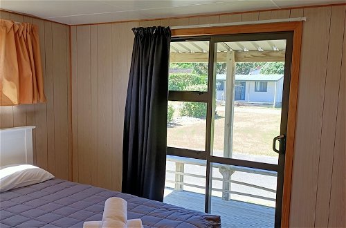 Foto 28 - Whanganui Seaside Holiday Park