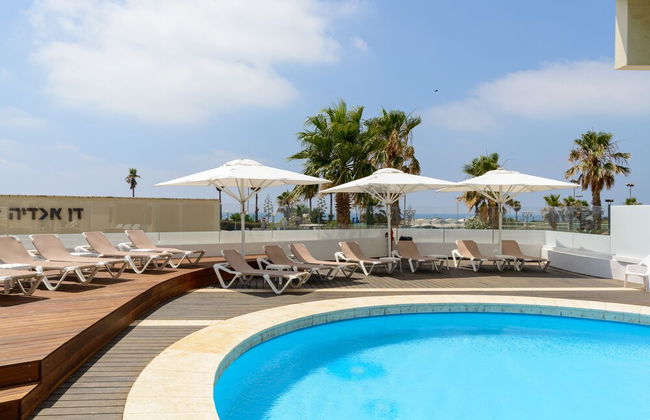 3BR Apt Steps from Sea W Parking - Foto 1