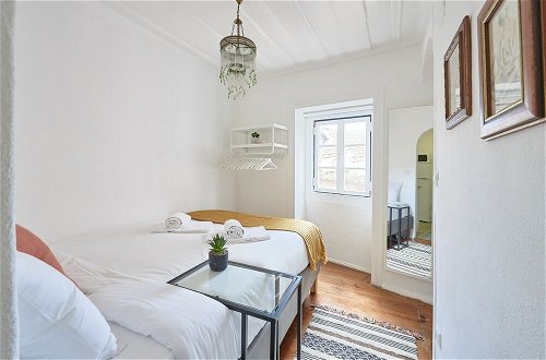 Photo 2 - Alfama Light-Filled Apartment, By TimeCooler