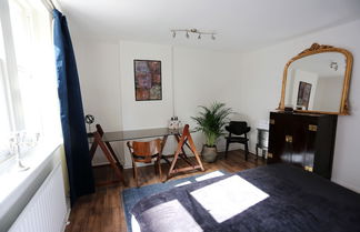 Photo 2 - 3 Beds 2 Baths Oxford Circus