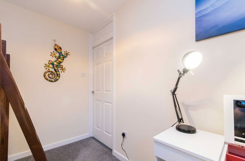 Photo 10 - Coventry- Jenner Pet Friendly 2 Bedroom Apartment
