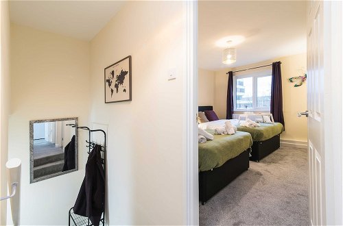 Photo 8 - Coventry- Jenner Pet Friendly 2 Bedroom Apartment