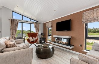 Foto 1 - Ael-y-bryn - Luxury Lodge Hot Tub Three En-suite Bedrooms