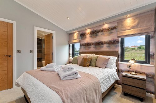 Foto 8 - Ael-y-bryn - Luxury Lodge Hot Tub Three En-suite Bedrooms