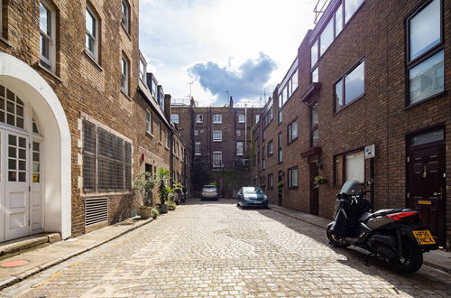 Photo 54 - Richardsons Mews by Lime Street