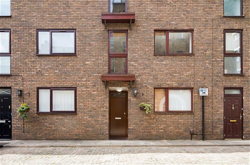 Photo 1 - Richardsons Mews by Lime Street