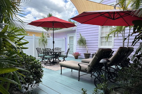 Foto 15 - Coco Plum Cottage, Walking Distance to Cityplace, Museums, Restaurants, Shops, W/pool