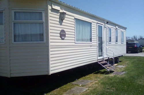 Photo 1 - Inviting 3 Bedrooms Caravan gas Central Heating