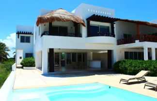 Photo 1 - Iz Cay Luxury Ocean Front Villa