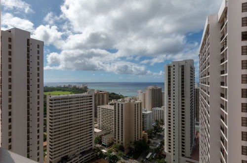 Photo 35 - Deluxe 32nd Floor Condo - Gorgeous Ocean Views, Free Wifi & Parking! by Koko Resort Vacation Rentals