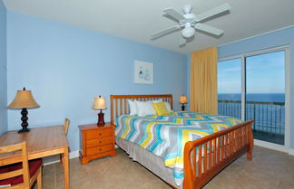 Photo 3 - Calypso Beach Resort by Panhandle Getaways