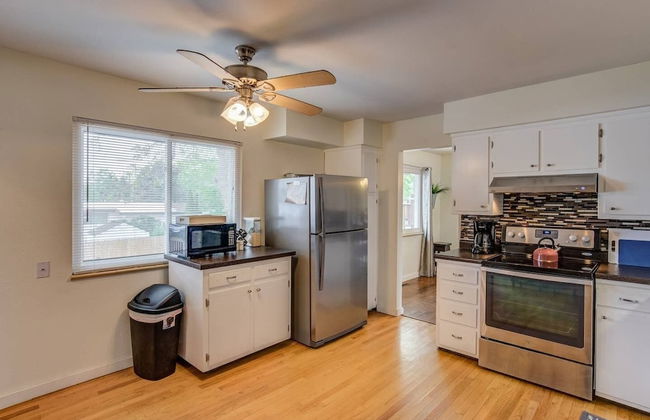 Palmer Park Trails & Space 4 Bdrm Cntrl Location - Photo 14