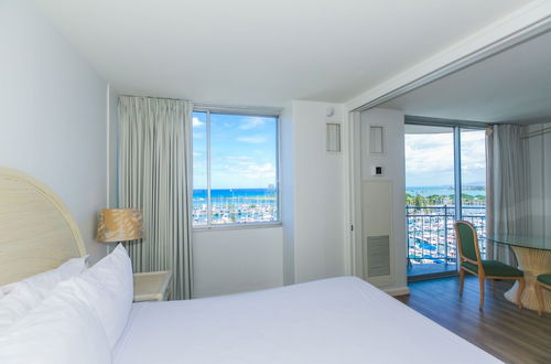 Photo 3 - Ilikai Marina One Bedroom Harbor View Condos - Walk to Ala Moana Beach Park