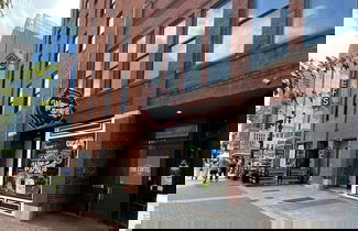 Foto 1 - The Lofts at 107