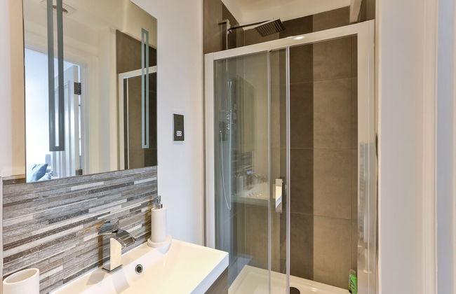 KVM - Jubilee Mansions 2 - Photo 26