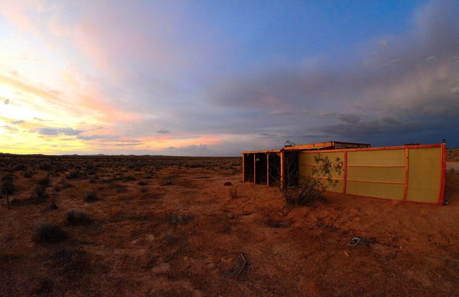Unique off Grid Desert Retreat, California, USA - Foto 29