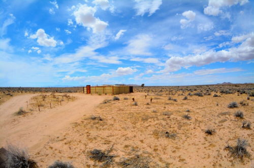 Foto 19 - Unique off Grid Desert Retreat, California, USA