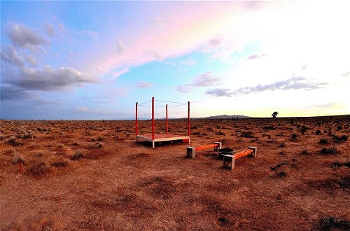 Photo 18 - Unique off Grid Desert Retreat, California, USA