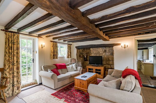 Photo 1 - Captivating 6 Bed Cottage in the Village of Moulso