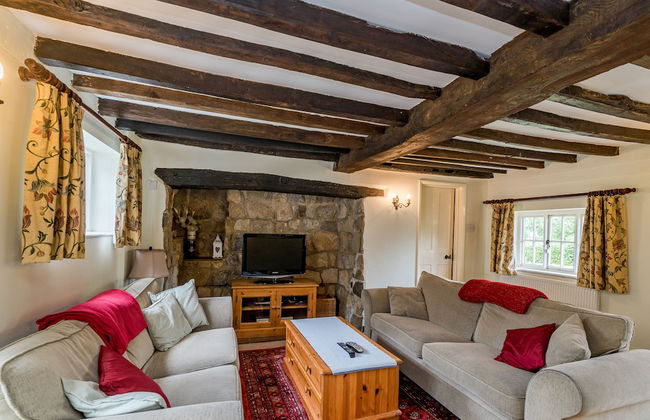 Yew Tree Cottage- Sleeps 12, Garden & Pet-friendly - Photo 23