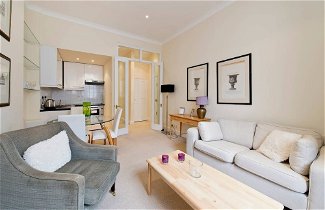 Photo 1 - Charming 1 Bed Apt in Pimlico - Walk to Palace