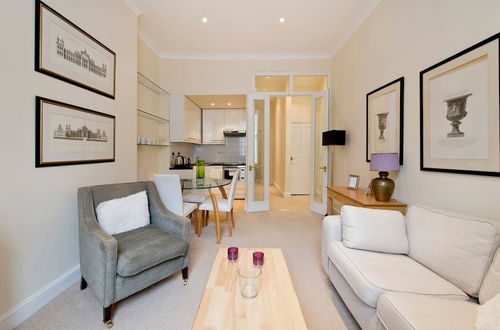 Foto 6 - Charming 1 Bed Apt in Pimlico - Walk to Palace