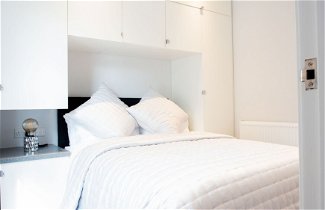 Photo 3 - Modern Apartment in Stratford Upon Avon With Parking Wifi and Netflix